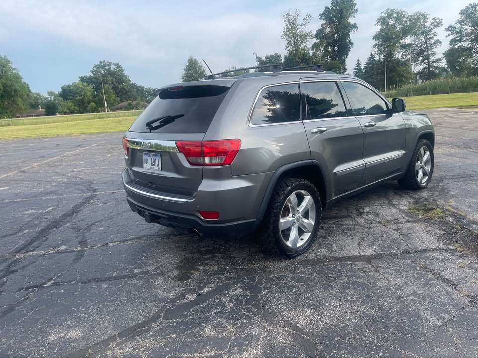 2012 Jeep Cherokee - $5,500
