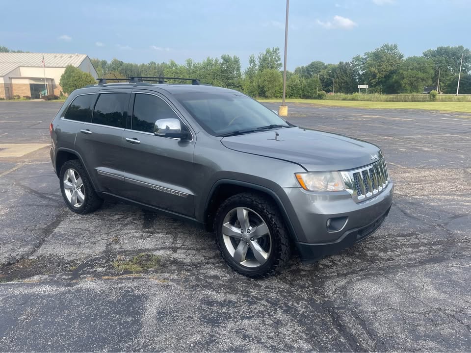 2012 Jeep Cherokee - $5,500
