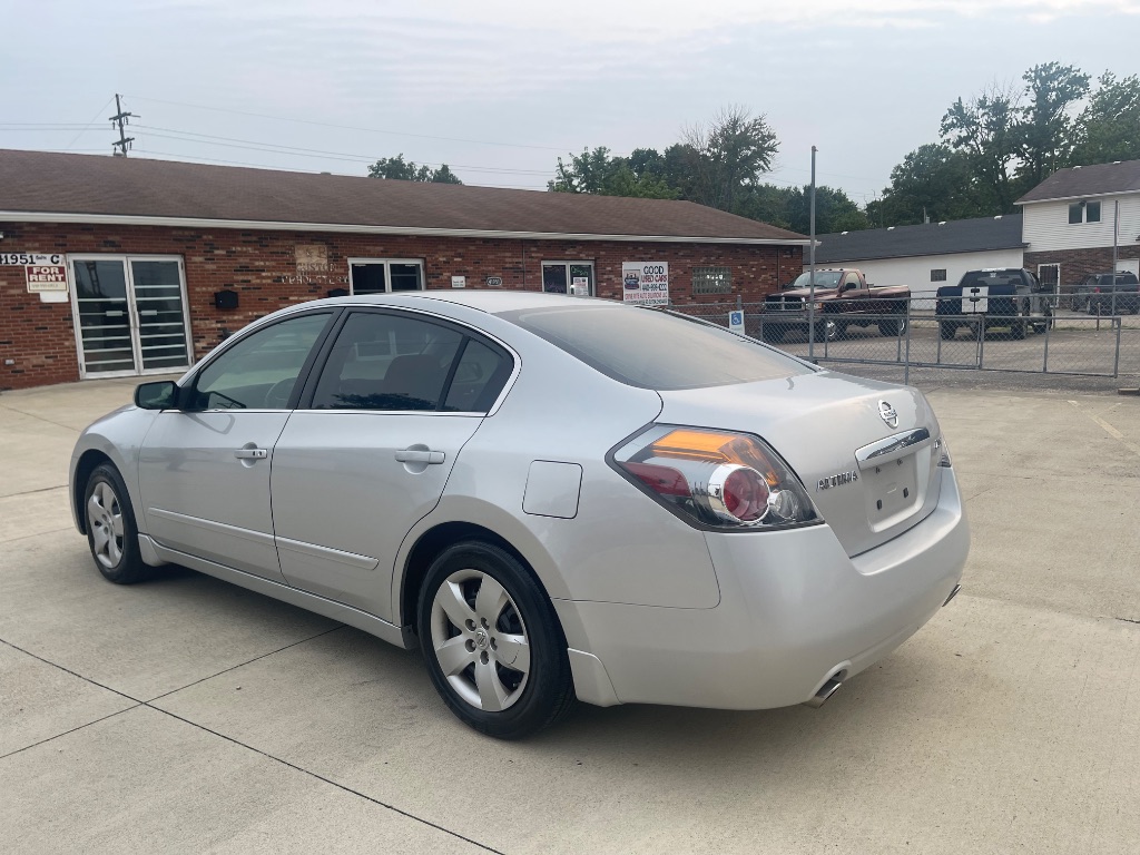 2008 Nissan Altima - $3,500