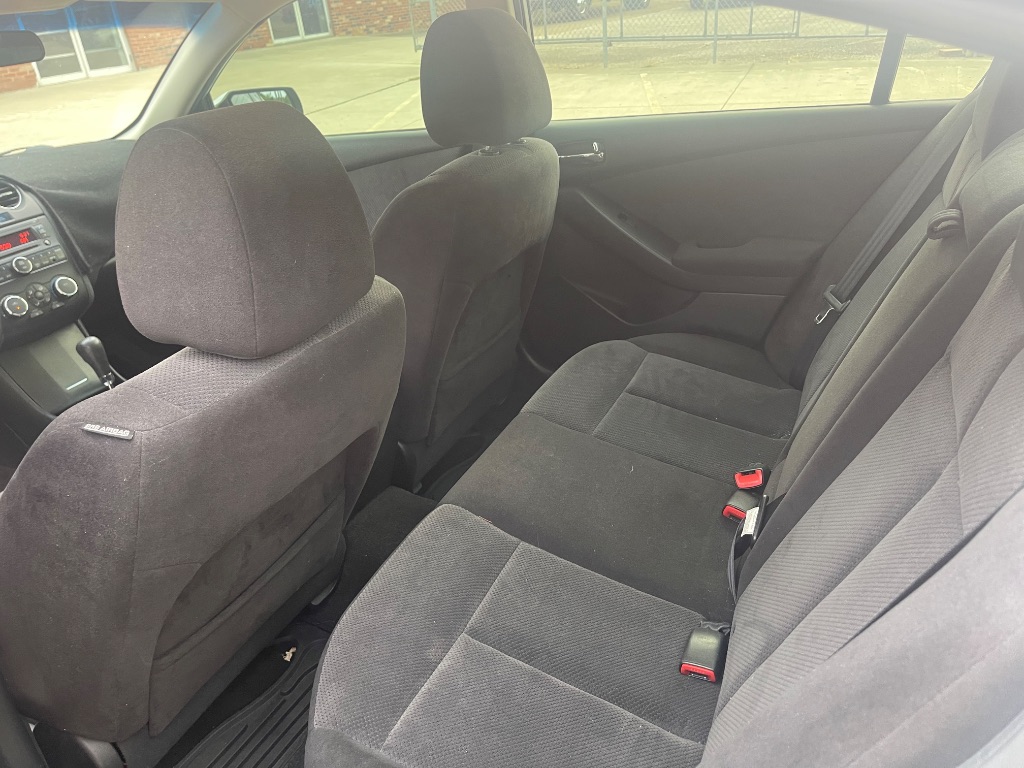 2008 Nissan Altima - $3,500