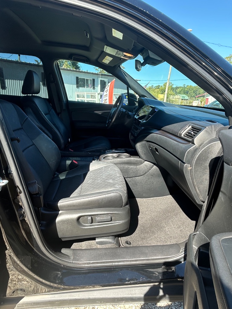 2021 Honda Passport - $22,000