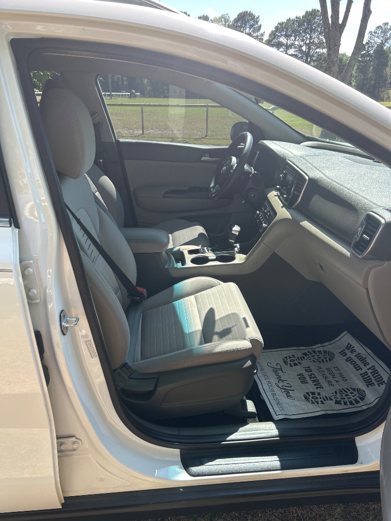 2017 Kia Sportage - $7,995