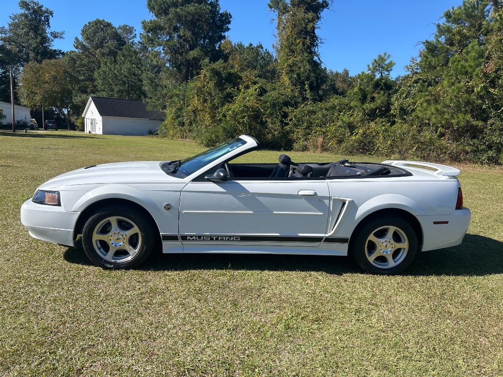 2004 Ford Mustang - $7,995