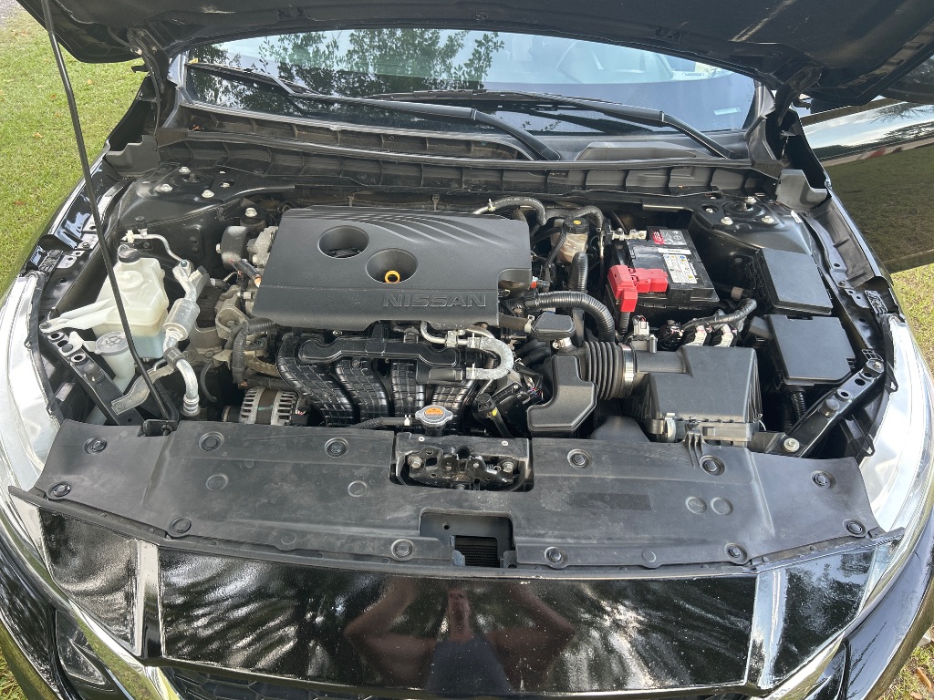 2020 Nissan Altima - $10,995