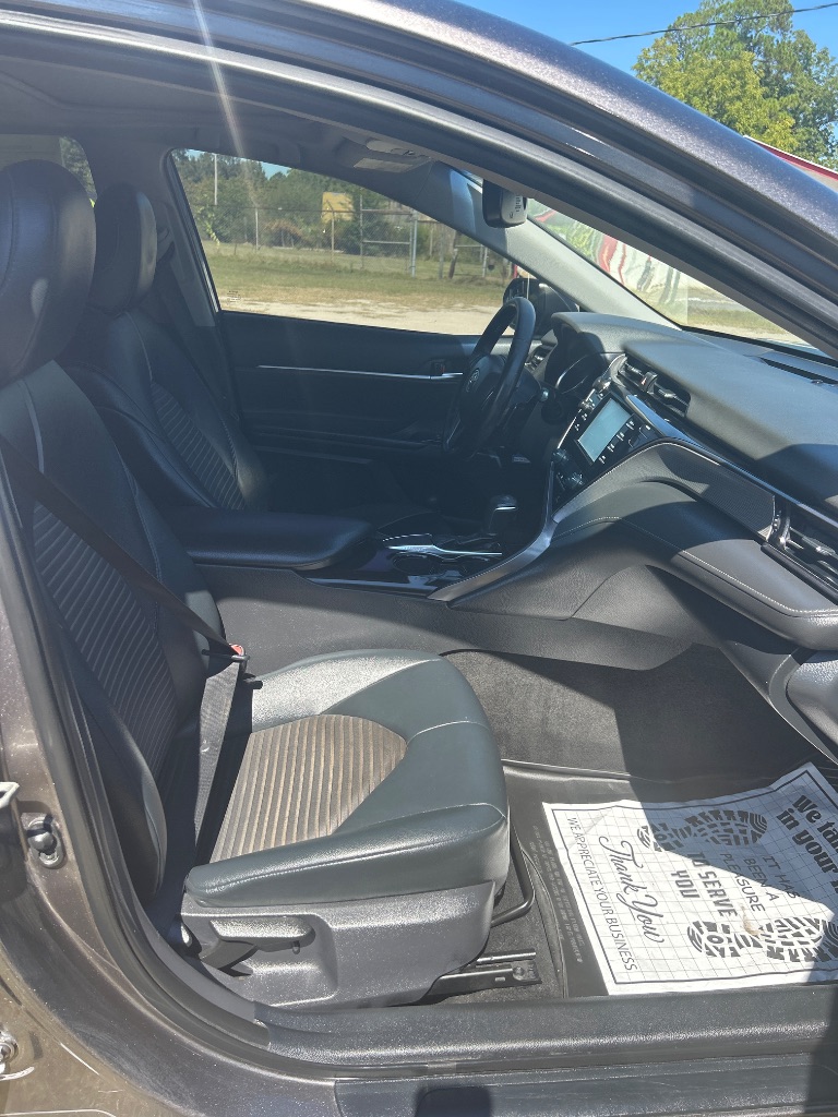 2019 Toyota Camry - $9,995