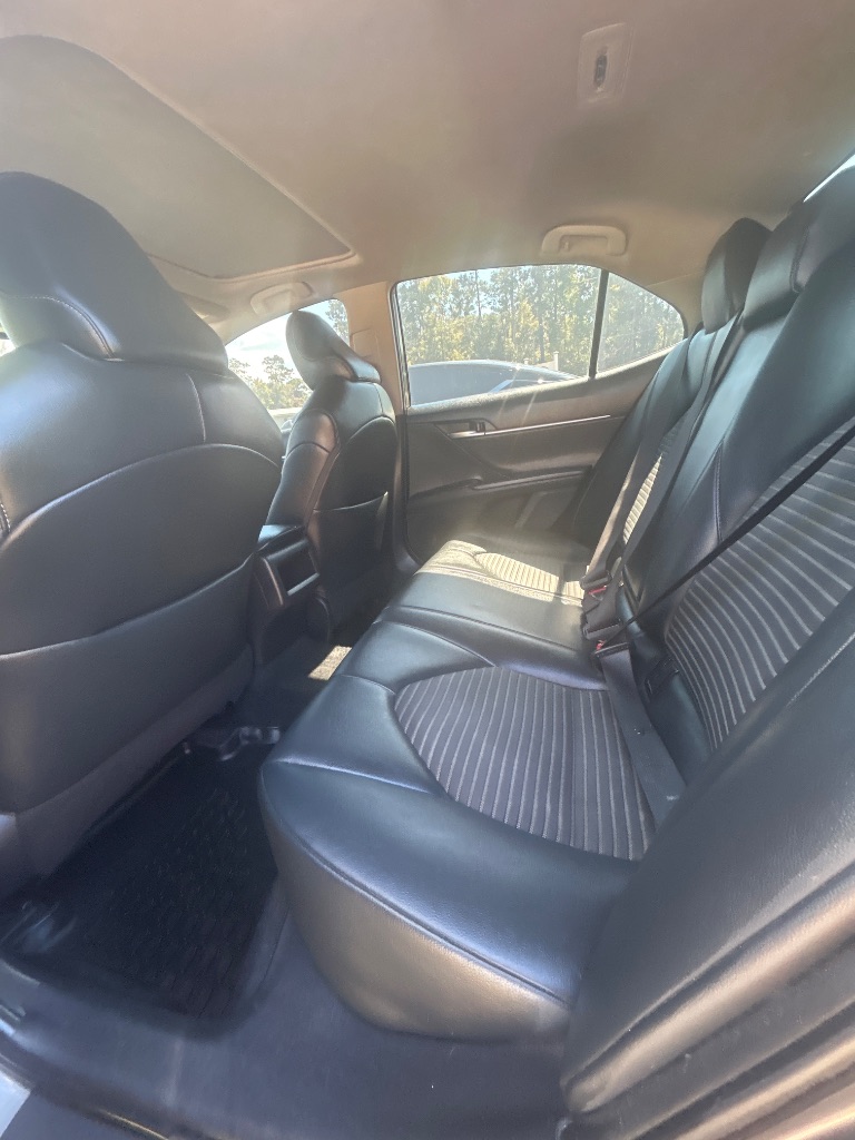 2019 Toyota Camry - $9,995