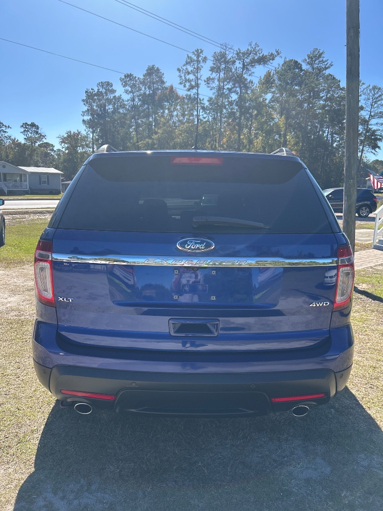 2013 Ford Explorer - $9,995