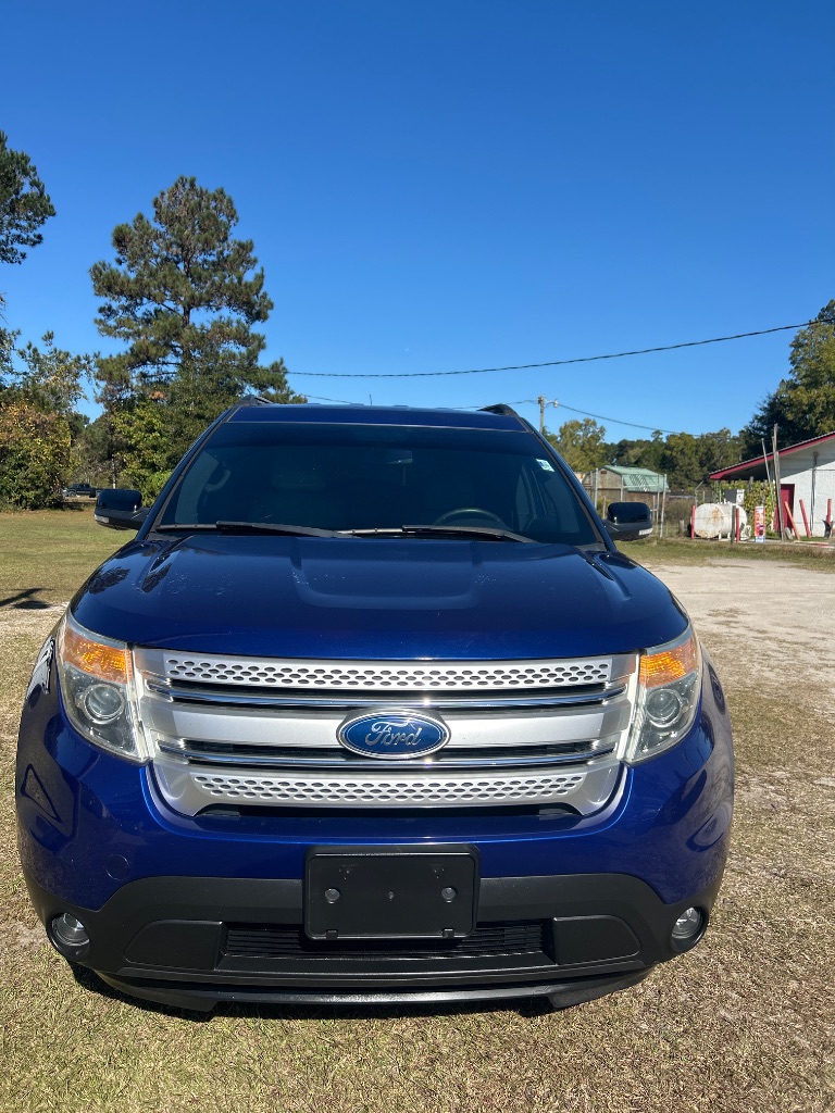 2013 Ford Explorer - $9,995