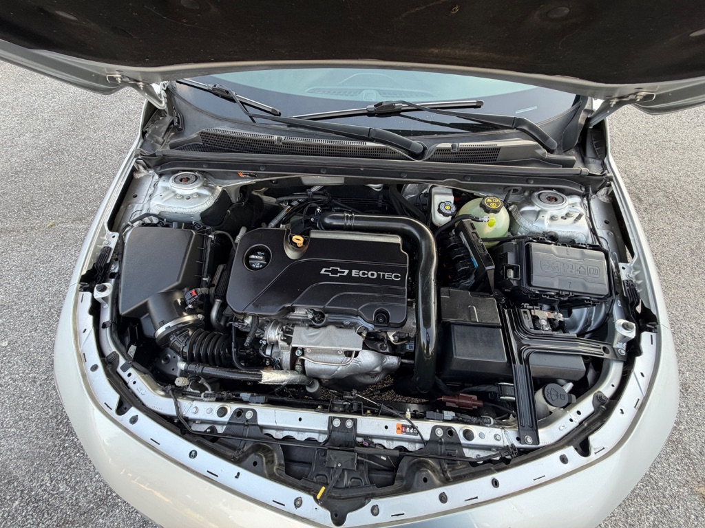 2017 Chevrolet Malibu - $6,500