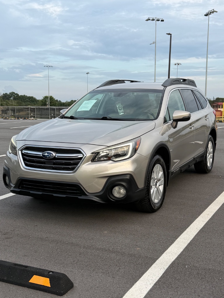 2018 Subaru Outback - $10,850