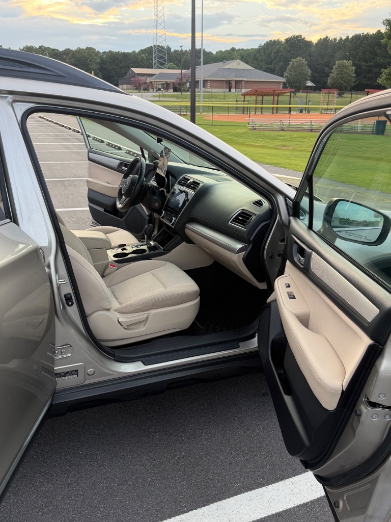 2018 Subaru Outback - $10,850