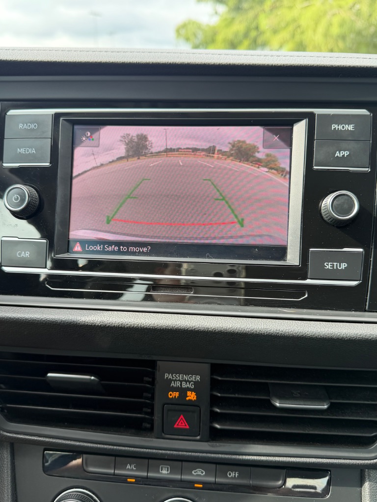2019 Volkswagen Jetta - $9,000