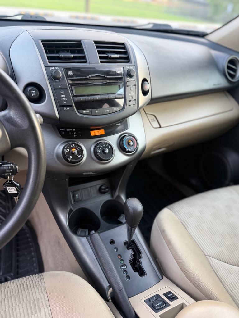 2010 Toyota RAV4 - $8,000