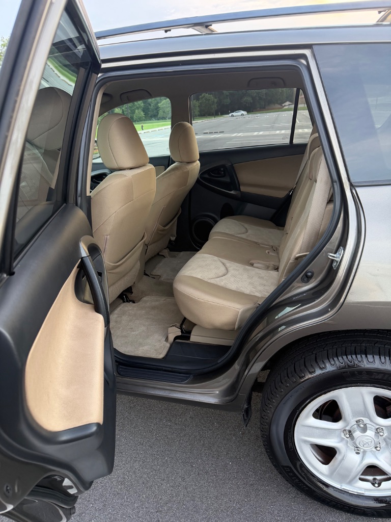 2010 Toyota RAV4 - $8,000