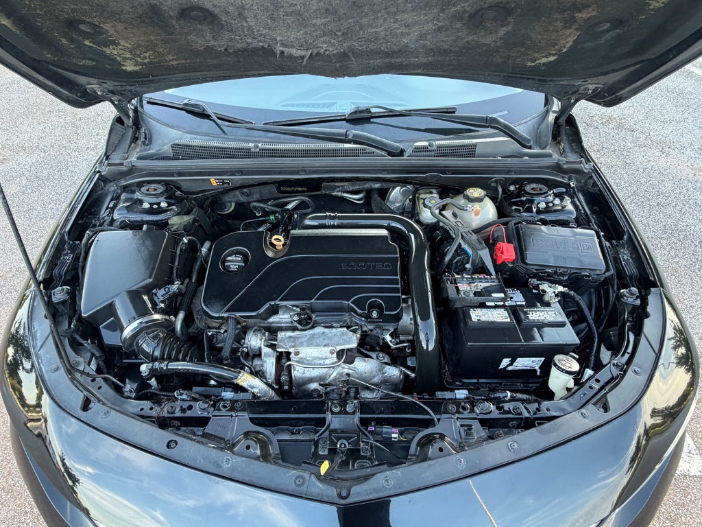 2018 Chevrolet Malibu - $12,000