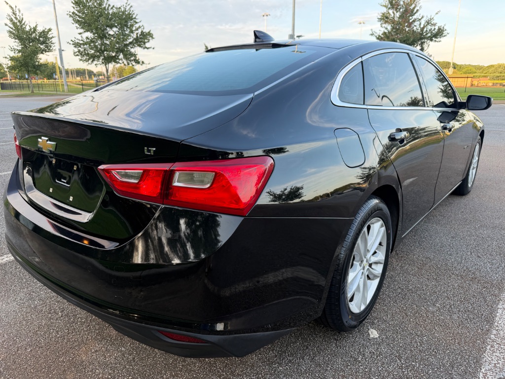 2018 Chevrolet Malibu - $12,000