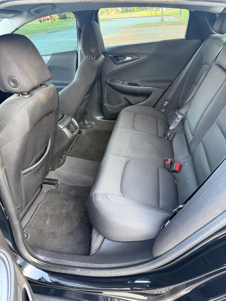 2018 Chevrolet Malibu - $12,000