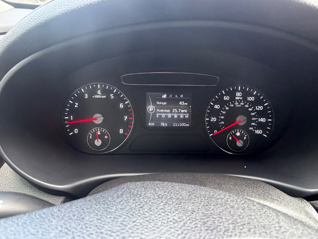 2016 Kia Sorento - $8,500
