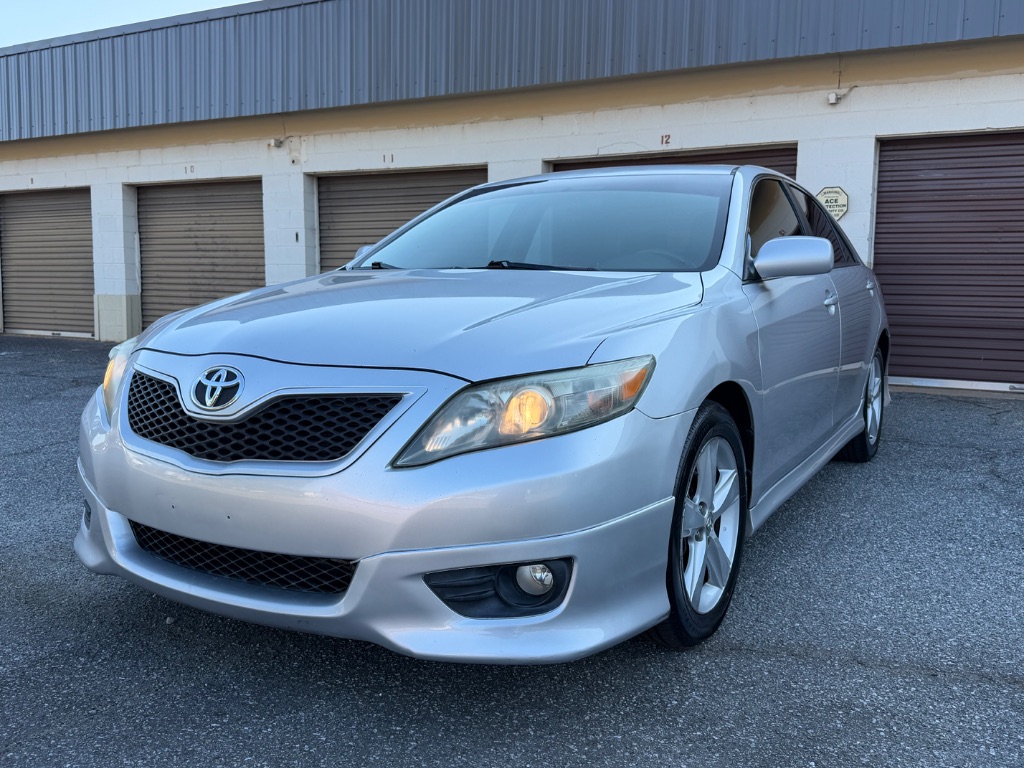 2011 Toyota Camry - $10,000