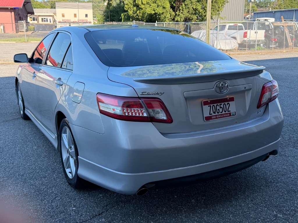 2011 Toyota Camry - $10,000