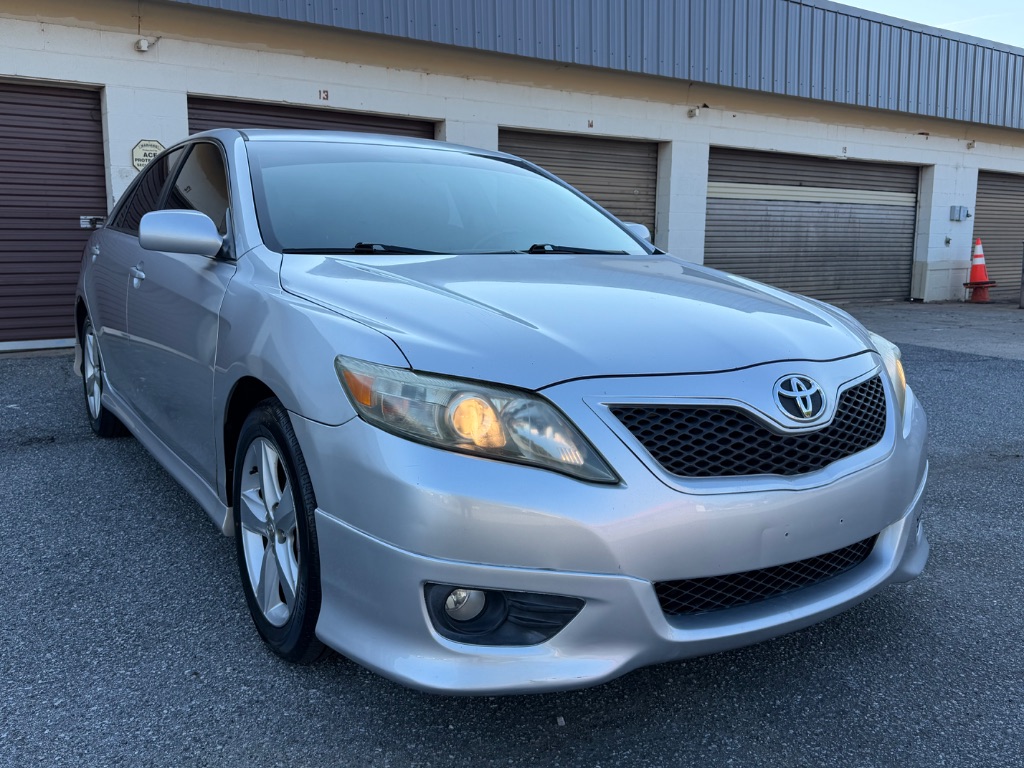 2011 Toyota Camry - $10,000