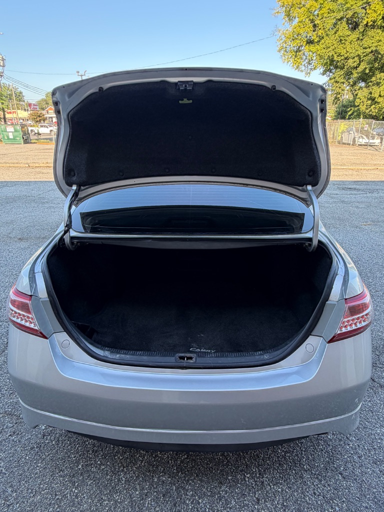 2011 Toyota Camry - $10,000