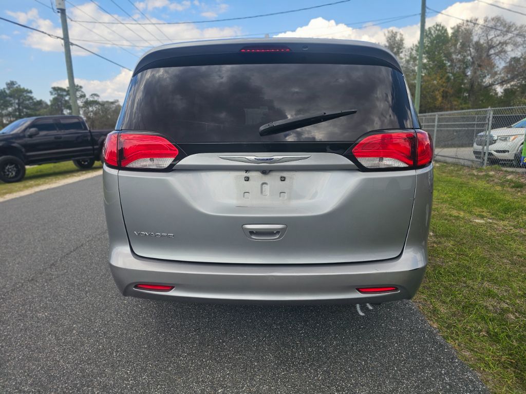 2020 Chrysler Pacifica - $13,499