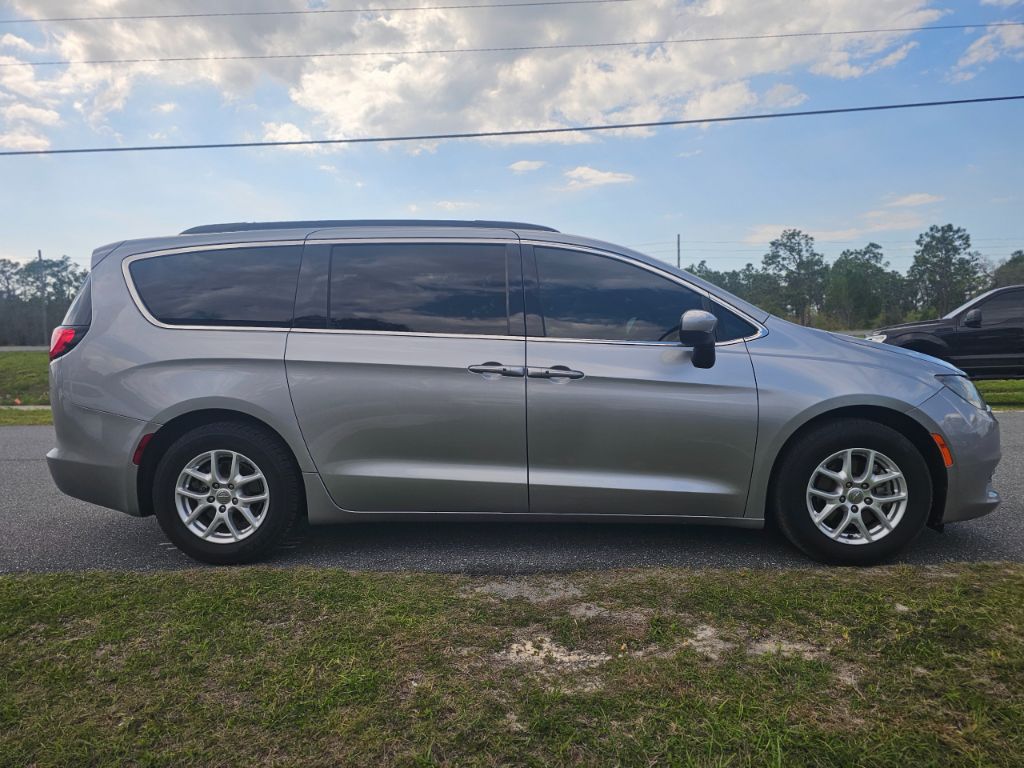 2020 Chrysler Pacifica - $13,499