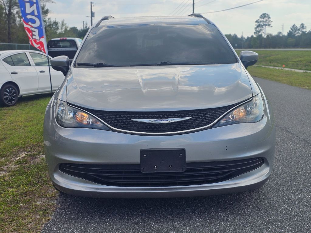 2020 Chrysler Pacifica - $13,499