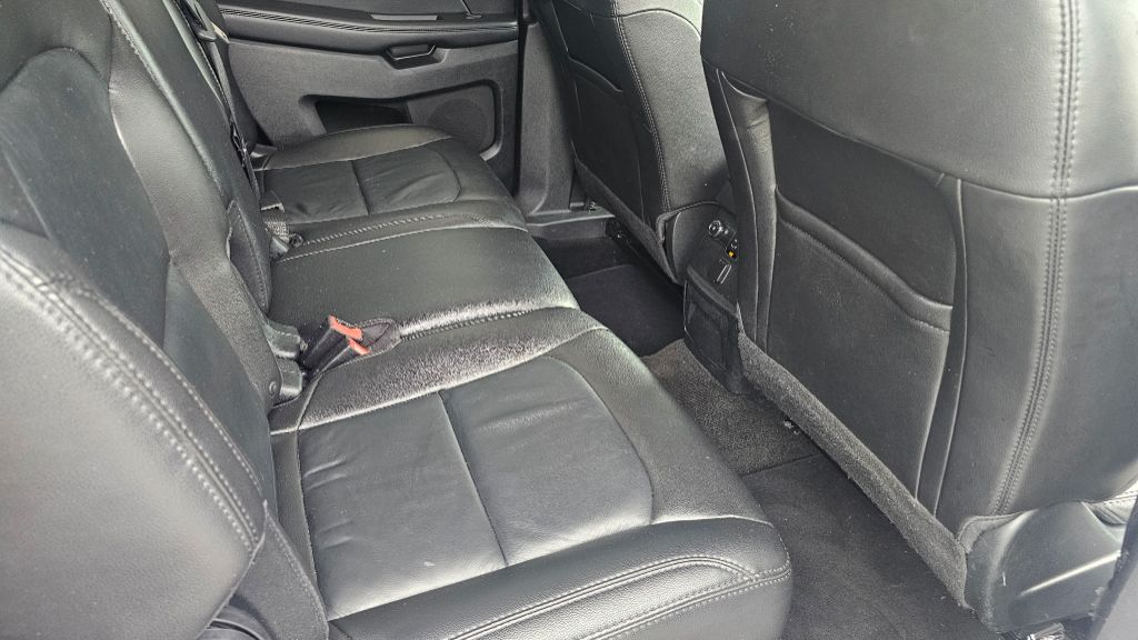 2018 Ford Explorer - $15,900