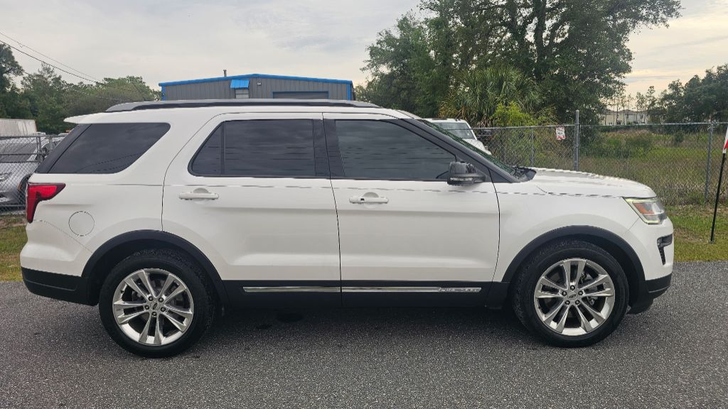2018 Ford Explorer - $15,900