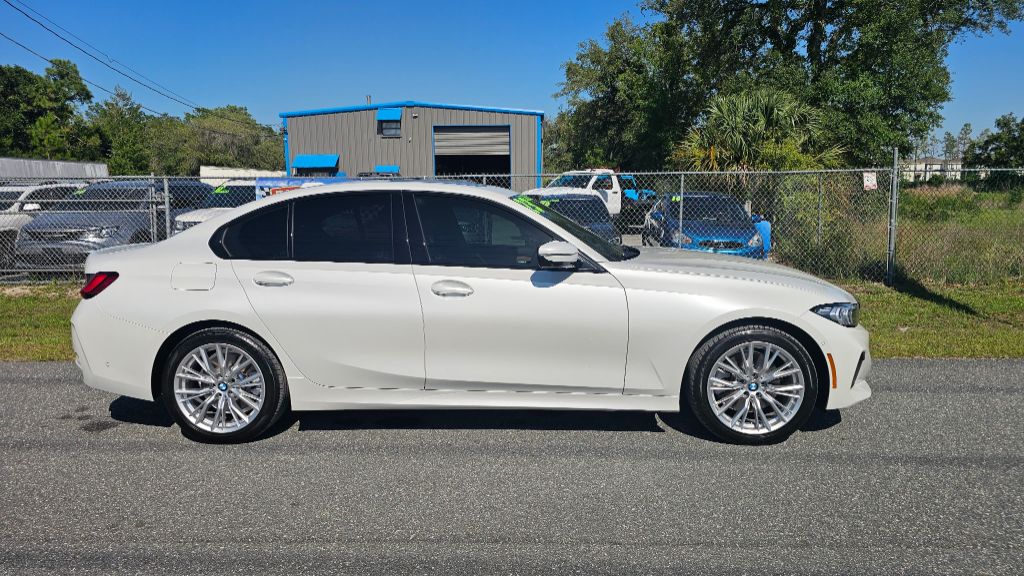 2023 BMW 330i - $32,900