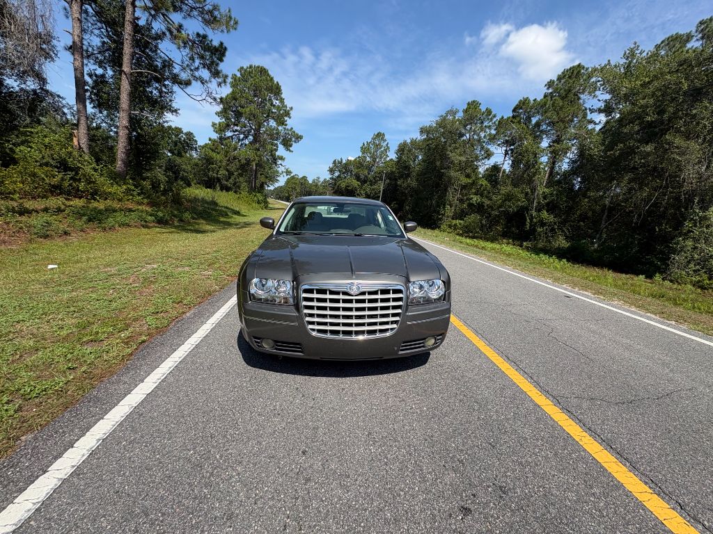2008 Chrysler 300 - $4,000