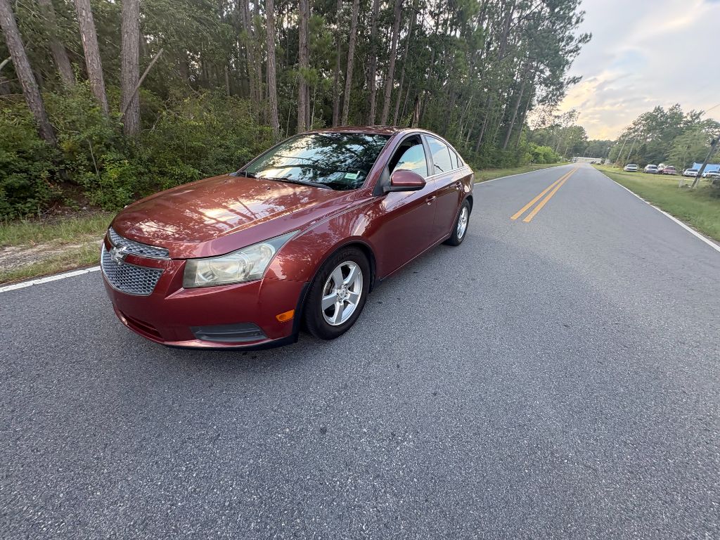2013 Chevrolet Cruze - $4,000