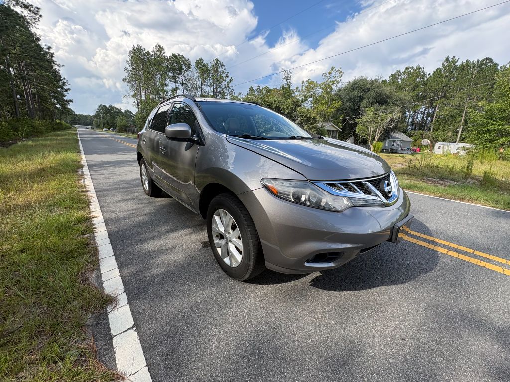 2011 Nissan Murano - $4,000