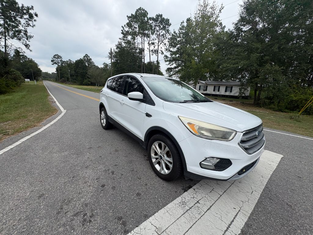 2017 Ford Escape - $4,000