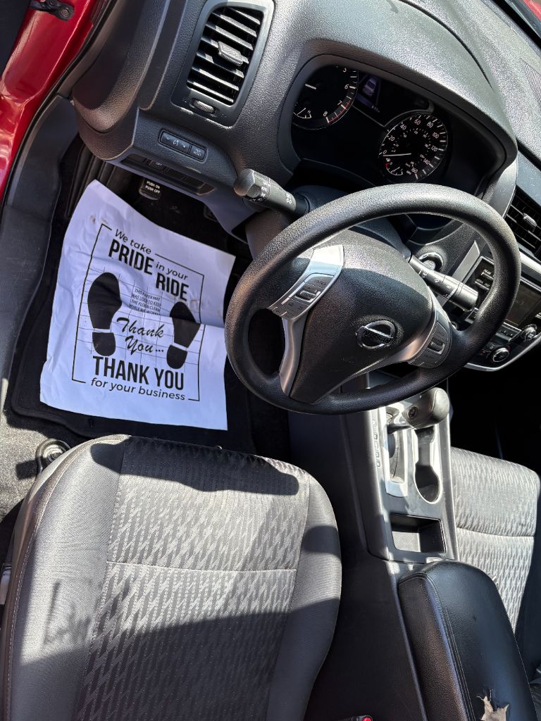 2017 Nissan Altima - $5,500