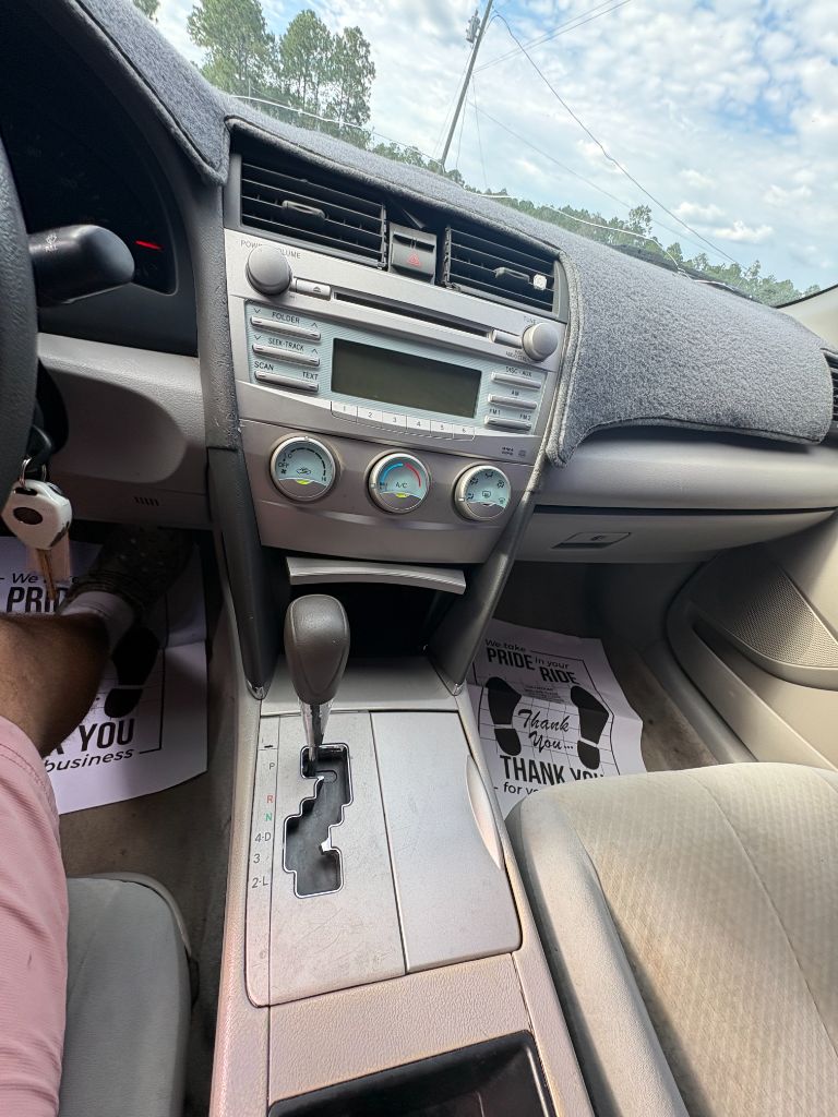 2009 Toyota Camry - $3,500