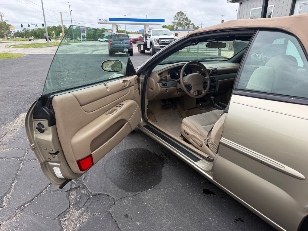 2004 Chrysler Sebring - $3,995