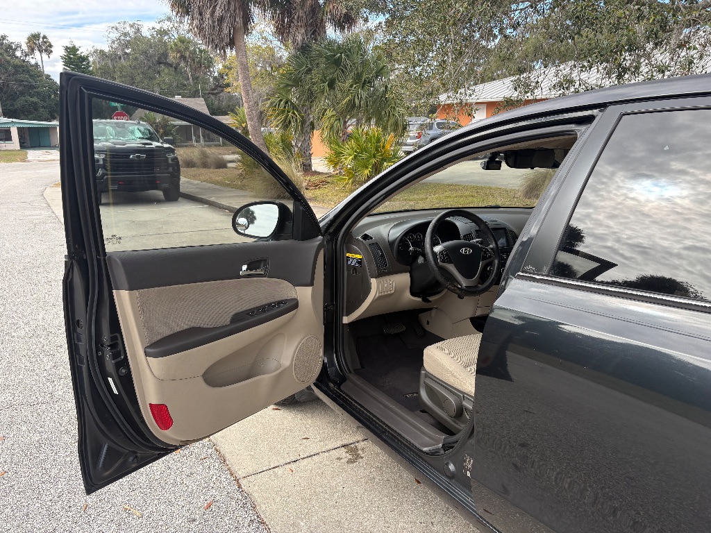 2009 Hyundai Elantra - $5,495