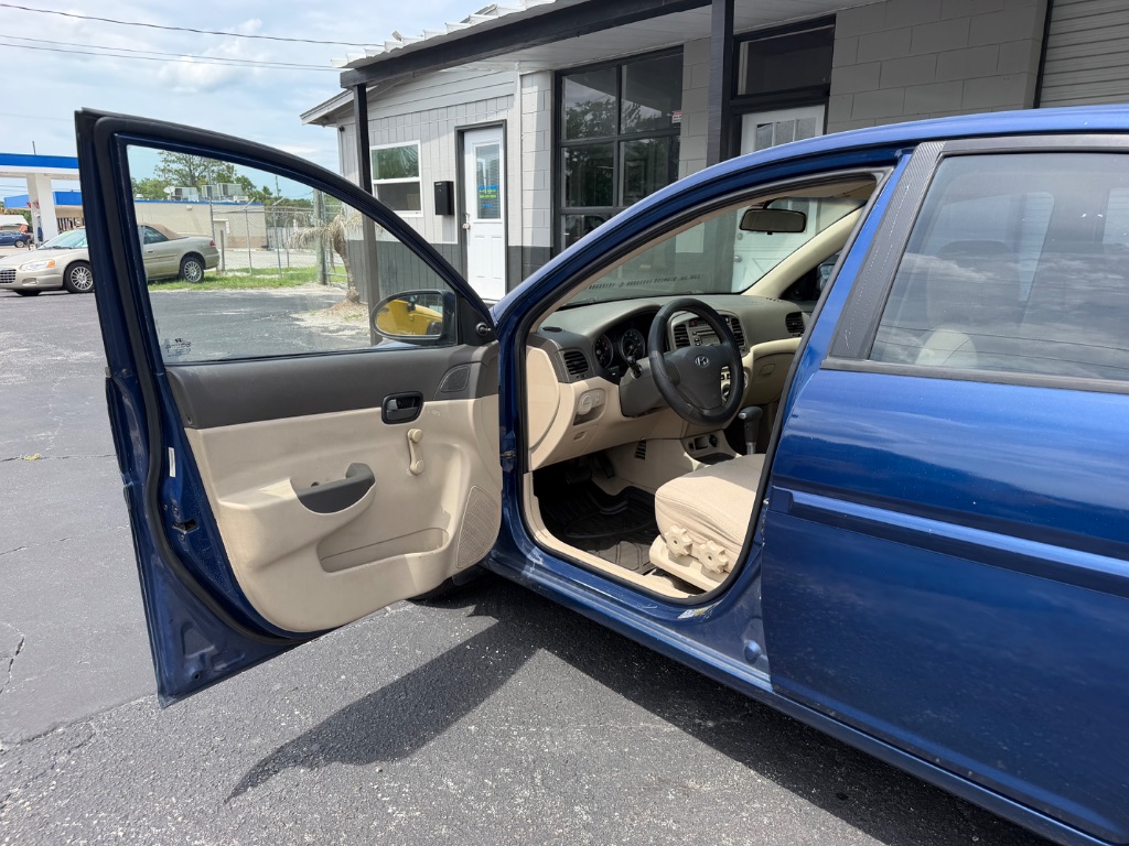2007 Hyundai Accent - $2,495
