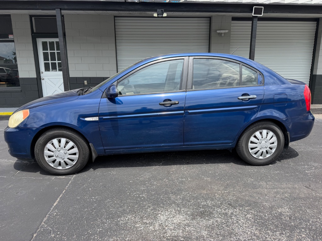 2007 Hyundai Accent - $2,495