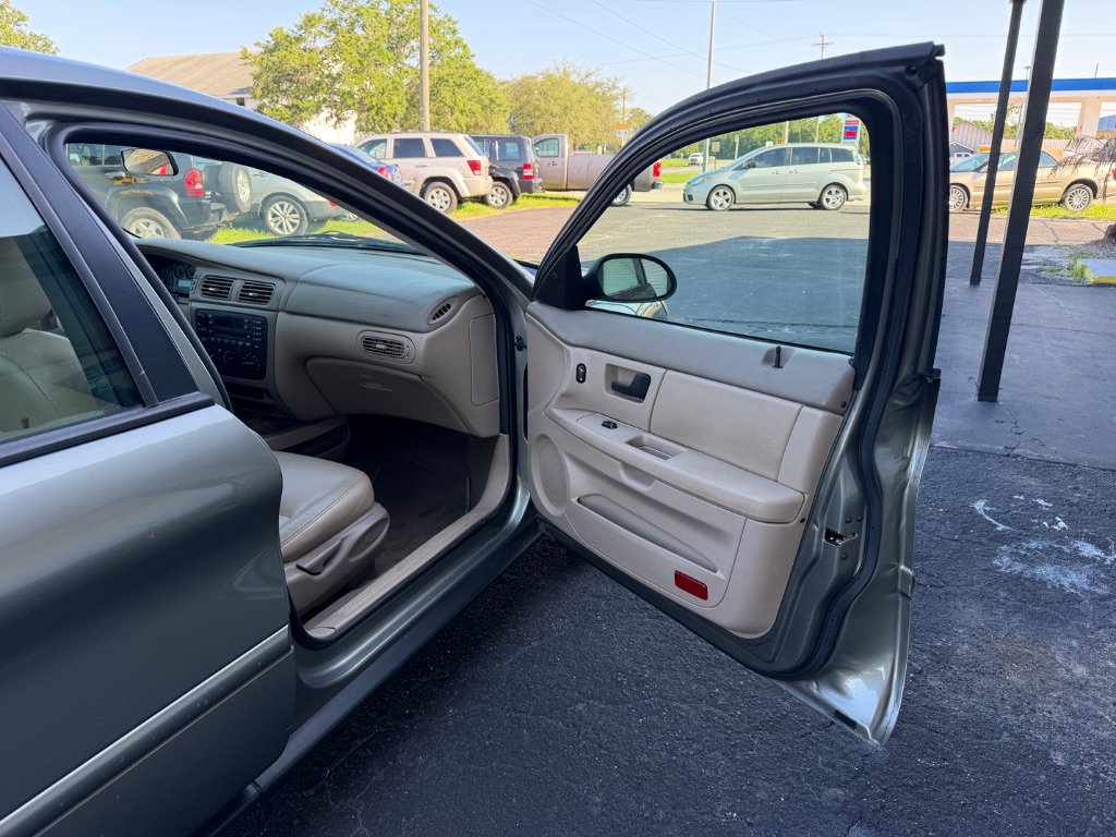 2004 Ford Taurus - $5,495