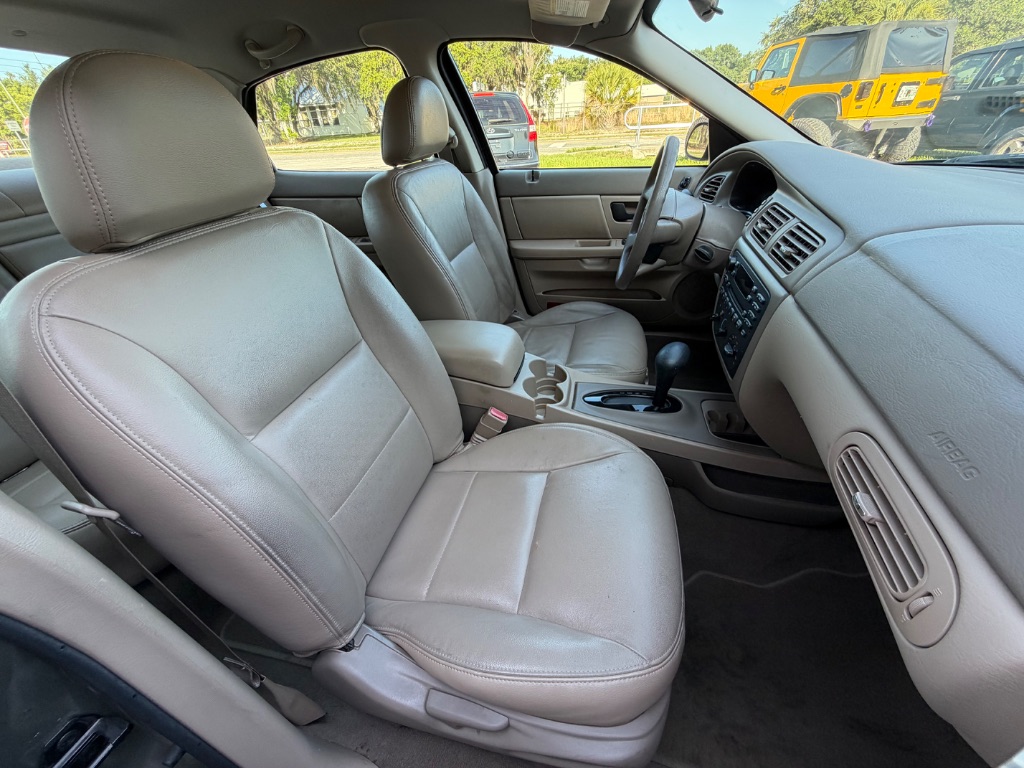 2004 Ford Taurus - $5,495