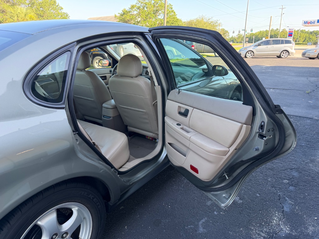 2004 Ford Taurus - $5,495