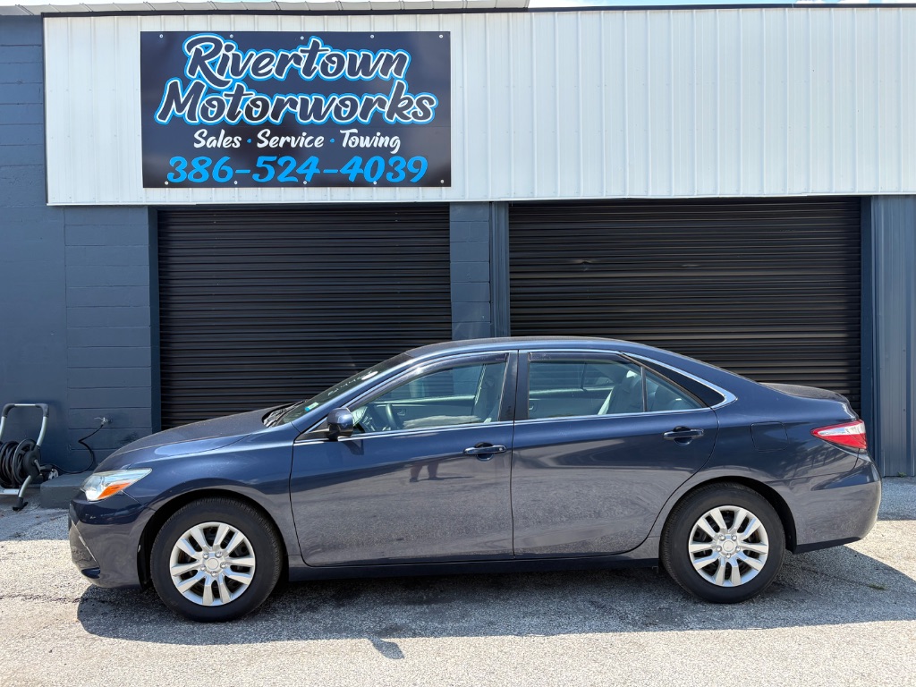 2017 Toyota Camry - $12,495