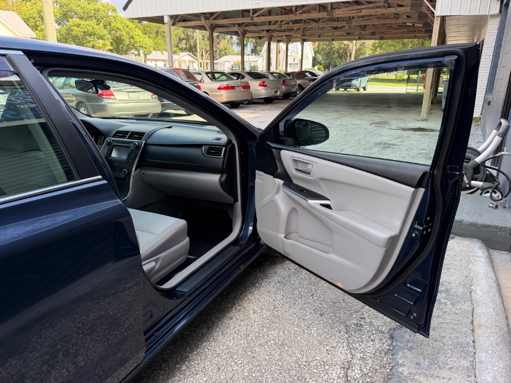 2017 Toyota Camry - $12,495