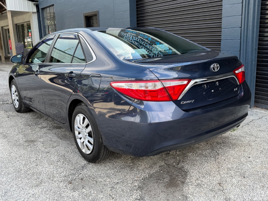 2017 Toyota Camry - $12,495