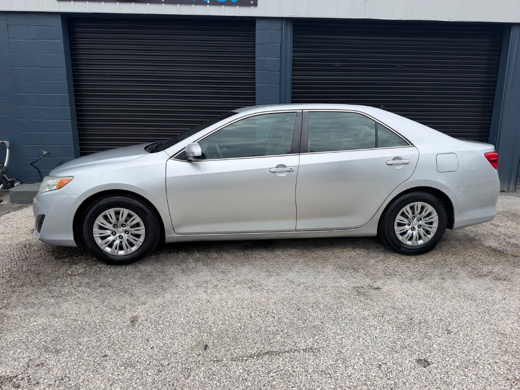 2014 Toyota Camry - $10,795