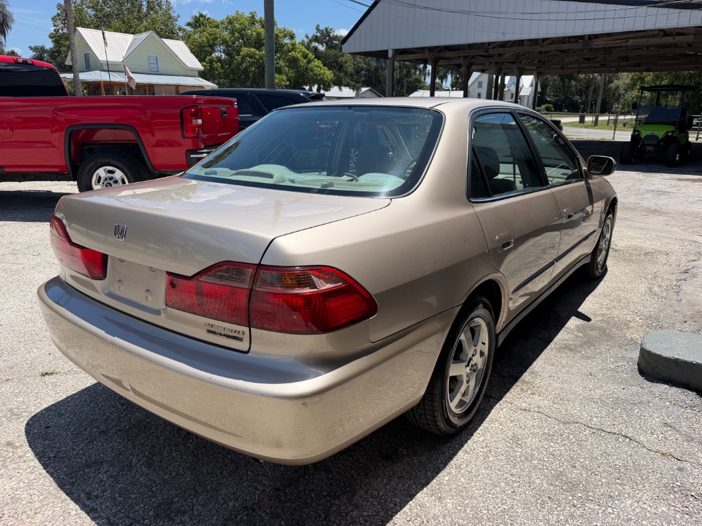 2000 Honda Accord - $4,995